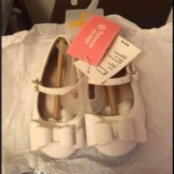 Gymboree NWT size 5 toddler shoes - Picture 2 of 2